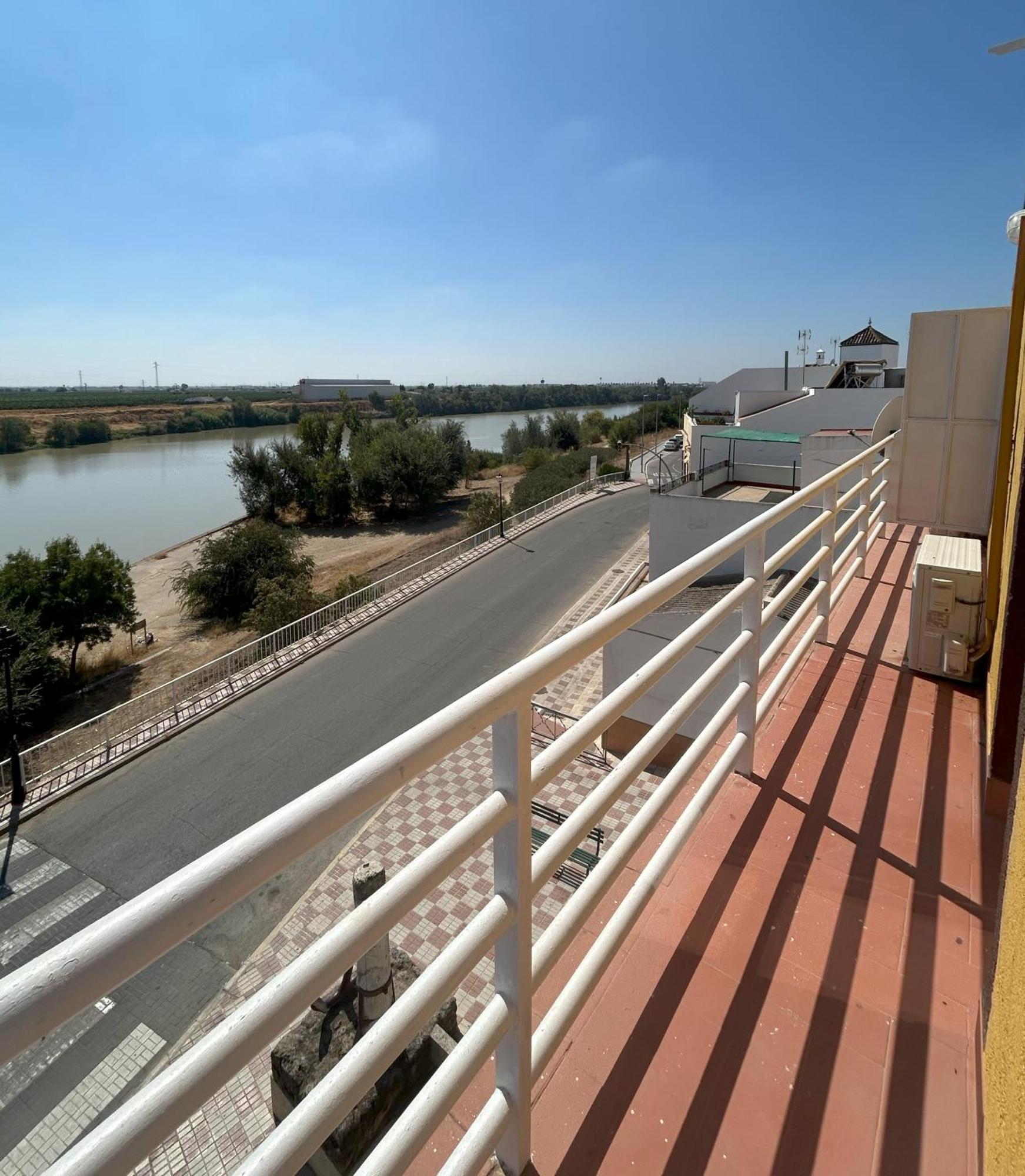 Guest house El Ancla Alcala del Rio