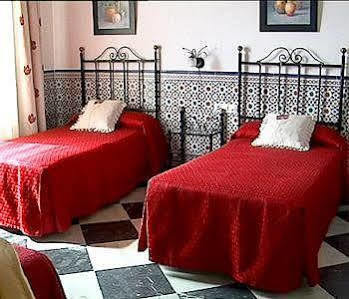 Guest house El Ancla Alcala del Rio